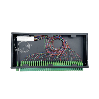 1U 19 นิ้ว Rack Mount Fiber Optic PLC Splitter 1x64 SC APC Connector