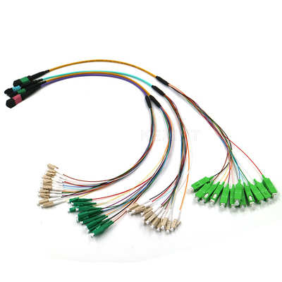 OM3 OM4 G657A สายเคเบิลลำตัวไฟเบอร์ออปติก 24 แกนตัวเชื่อมต่อ MTP MPO LC