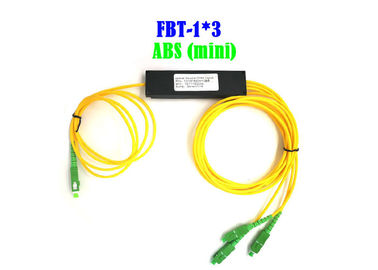 เครือข่ายออปติคัลขนาดเล็ก WDM 1 × 3 Fiber SC APC Connector ABS ความน่าเชื่อถือสูง